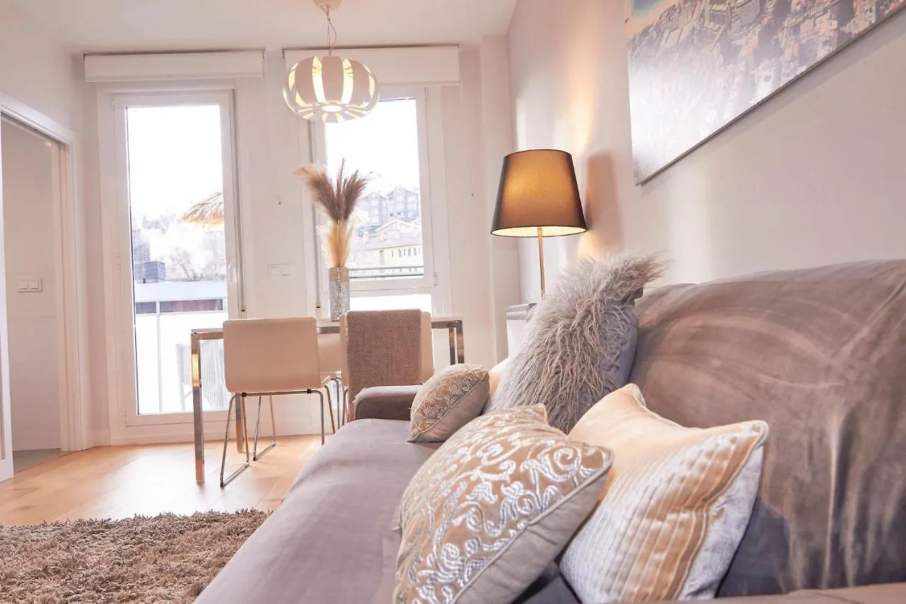 Donosti Deluxe By Luxe San Sebastian contacts